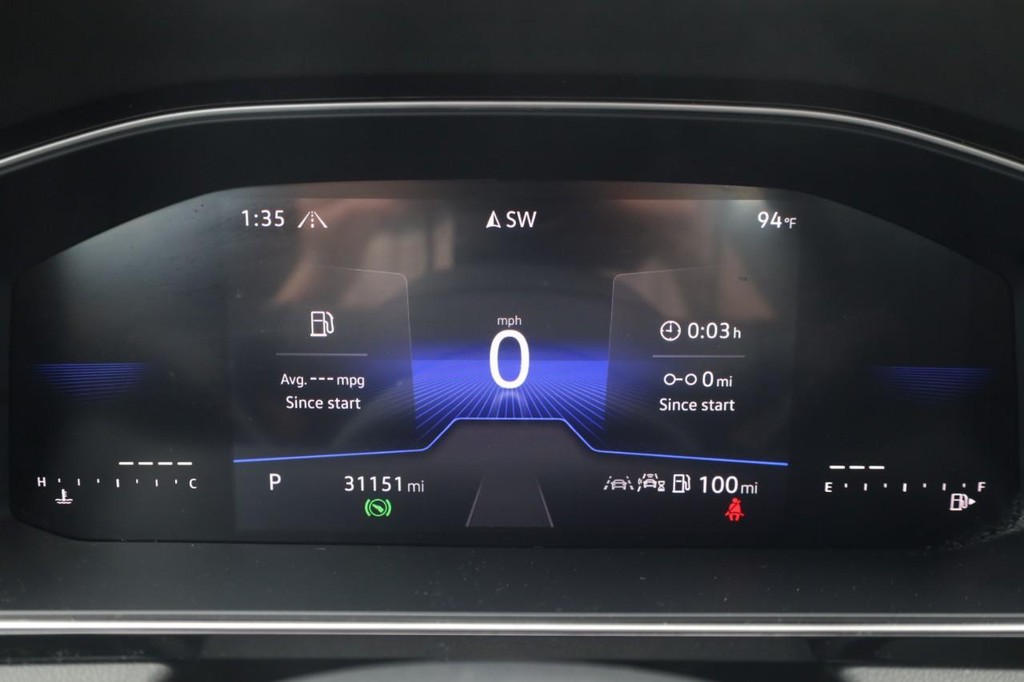 Volkswagen Jetta Vehicle Full-screen Gallery Image 14