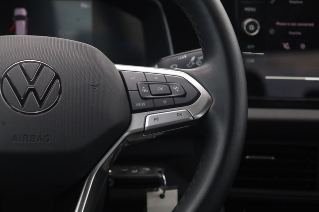 Volkswagen Jetta Vehicle Image 09