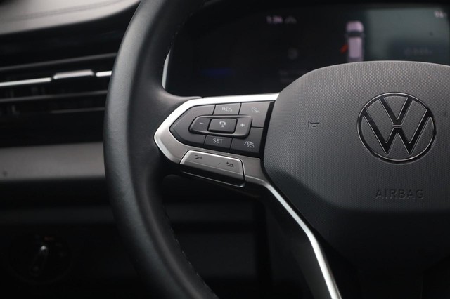 Volkswagen Jetta Vehicle Image 10