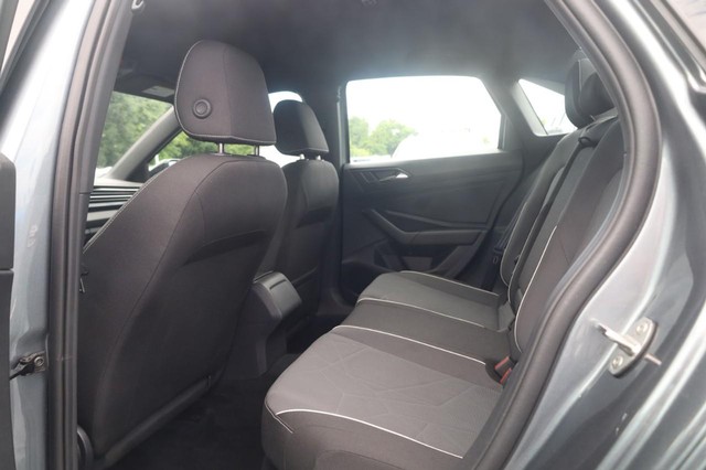 Volkswagen Jetta Vehicle Image 20