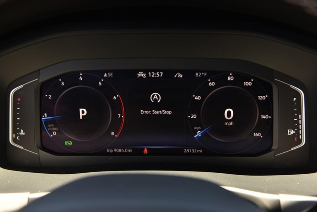 Volkswagen Atlas Cross Sport Vehicle Image 12