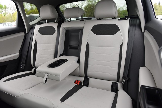 Volkswagen Taos Vehicle Image 21