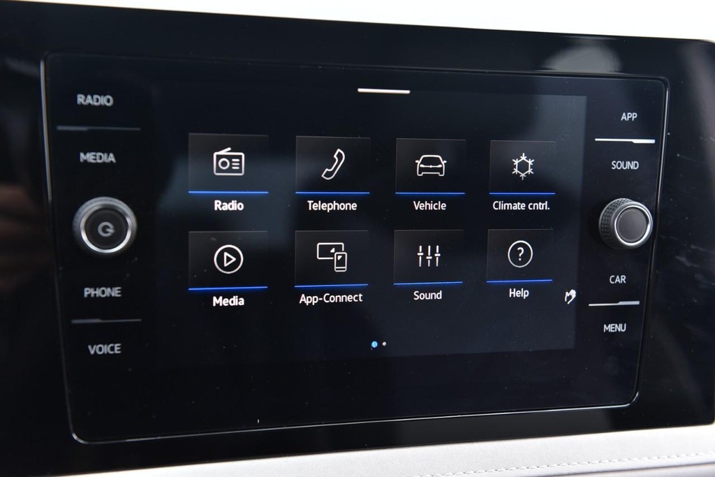 Volkswagen Taos Vehicle Full-screen Gallery Image 13