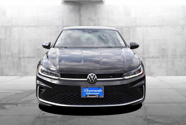 Volkswagen Jetta Vehicle Image 04
