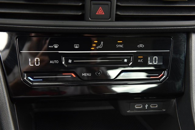 Volkswagen Jetta Vehicle Image 15