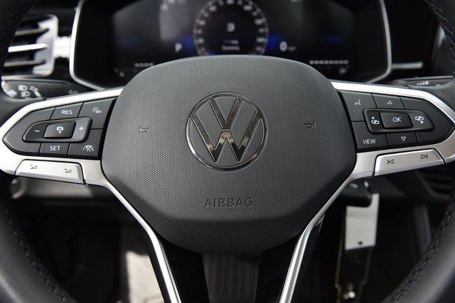 Volkswagen Jetta Vehicle Image 18