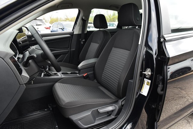 Volkswagen Jetta Vehicle Image 19