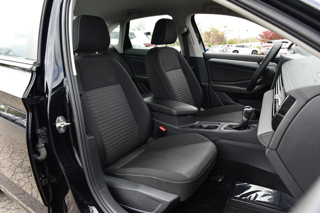 Volkswagen Jetta Vehicle Image 20