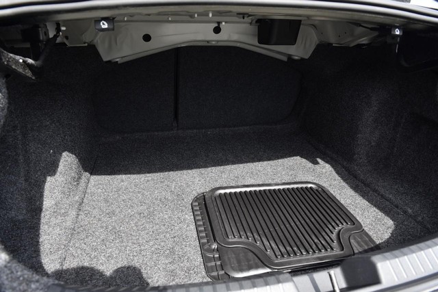 Volkswagen Jetta Vehicle Image 22