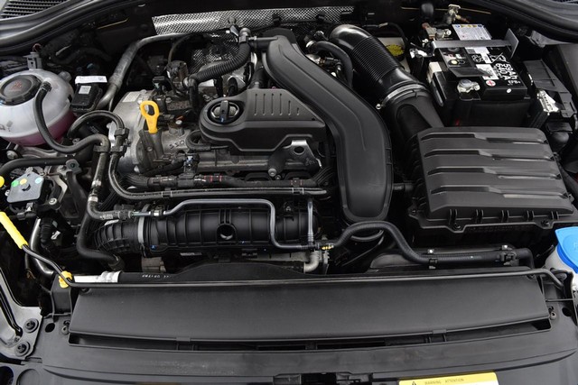 Volkswagen Jetta Vehicle Image 23