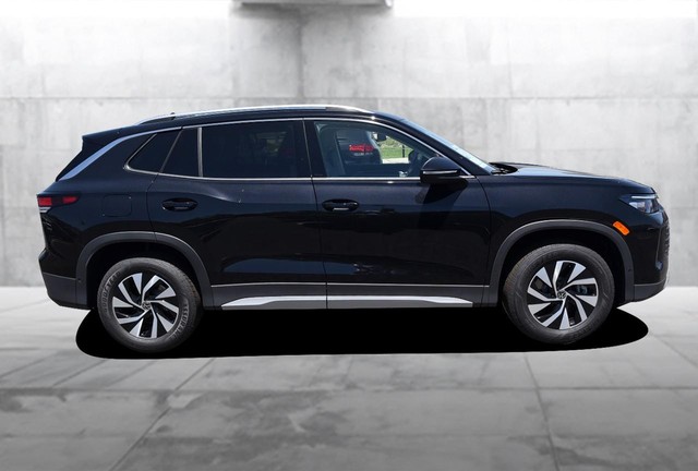 Volkswagen Tiguan Vehicle Image 05