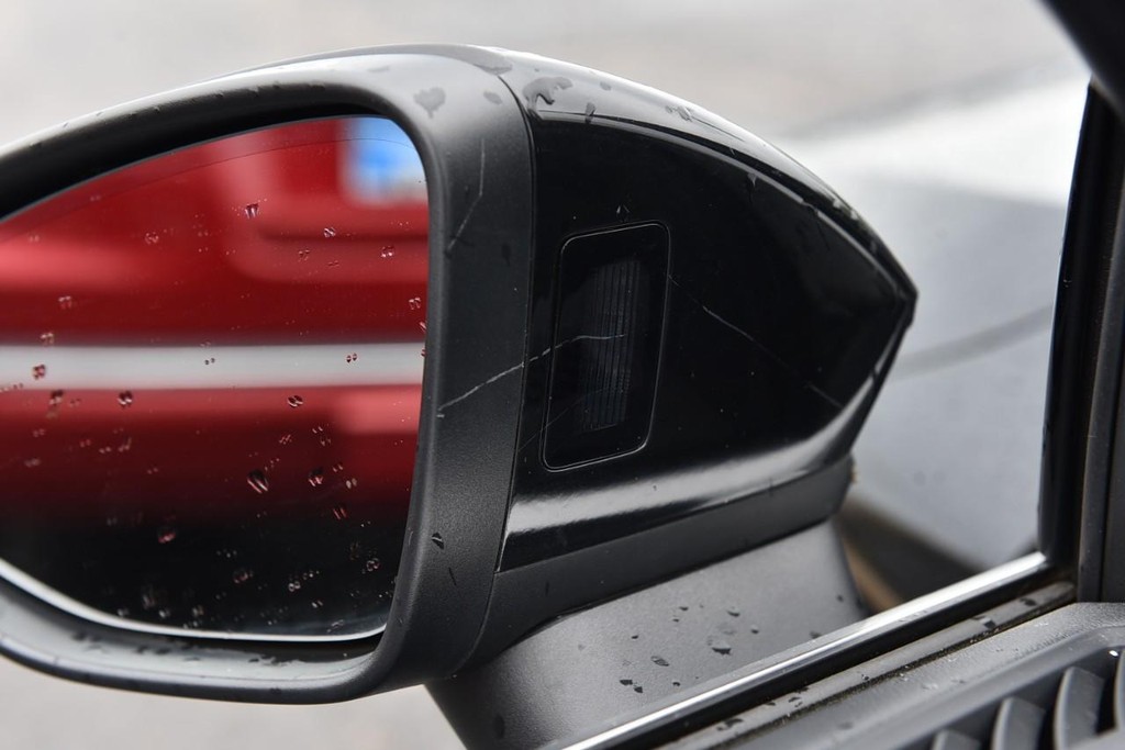 Audi A3 Vehicle Full-screen Gallery Image 11