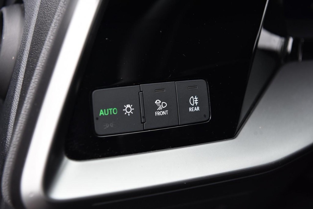 Audi A3 Vehicle Full-screen Gallery Image 12