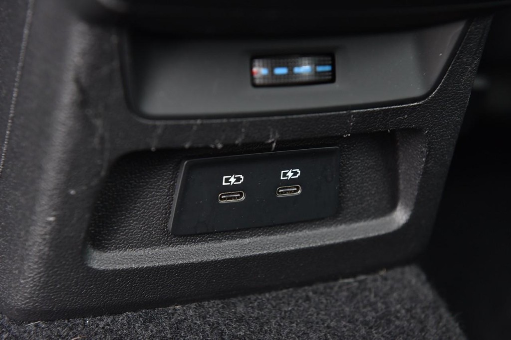 Audi A3 Vehicle Full-screen Gallery Image 26