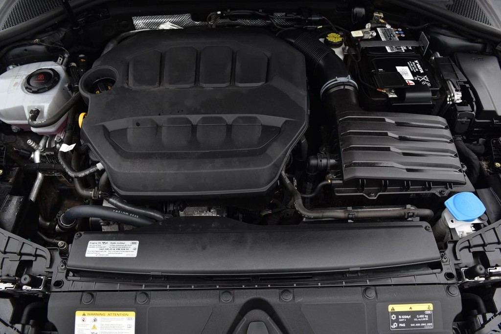 Audi A3 Vehicle Full-screen Gallery Image 28