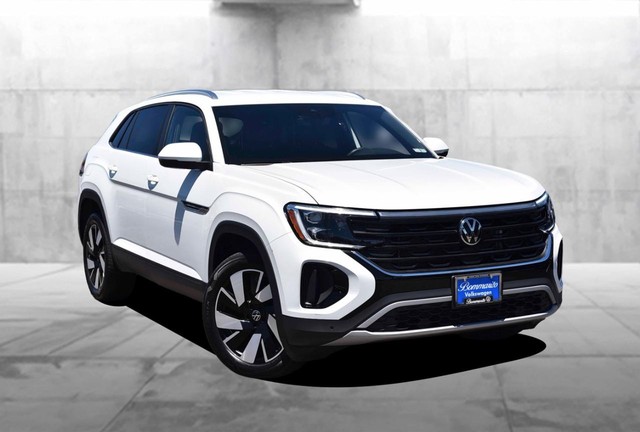Volkswagen Atlas Cross Sport Vehicle Image 02