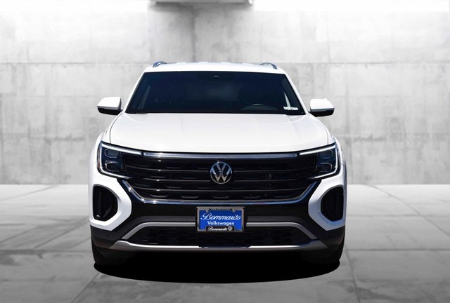 Volkswagen Atlas Cross Sport Vehicle Image 04