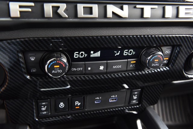 Nissan Frontier Vehicle Image 16