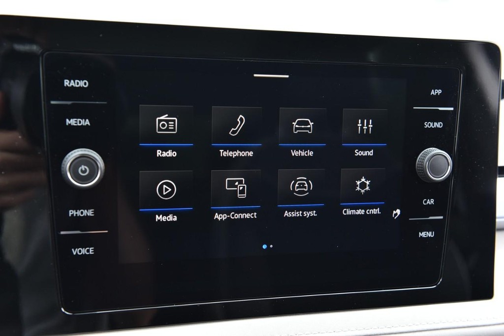 Volkswagen Taos Vehicle Full-screen Gallery Image 13