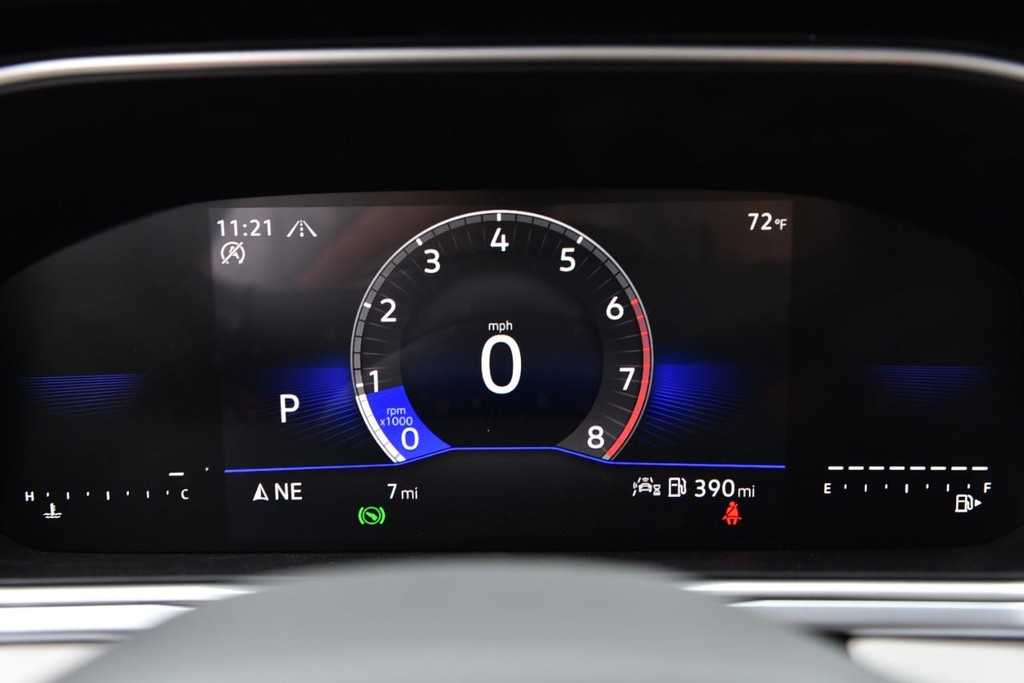 Volkswagen Taos Vehicle Full-screen Gallery Image 11