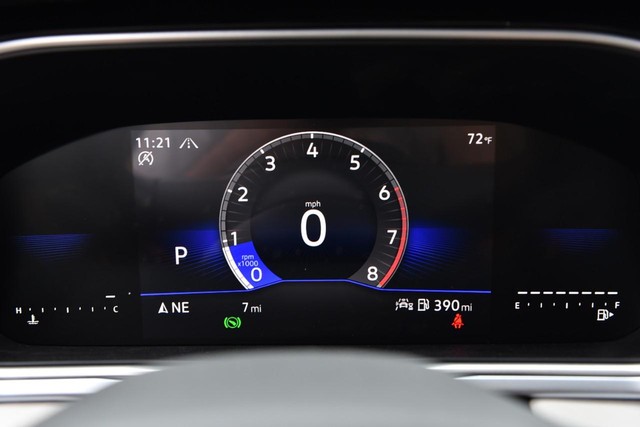 Volkswagen Taos Vehicle Image 11