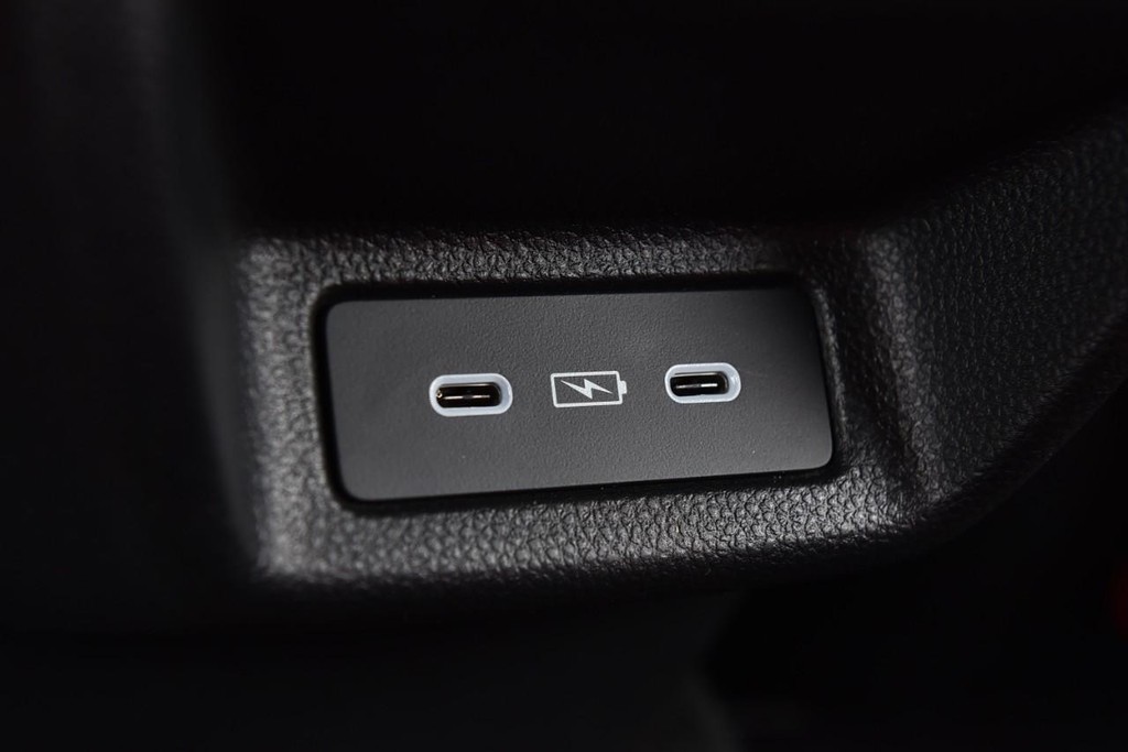 Acura Integra Vehicle Full-screen Gallery Image 27