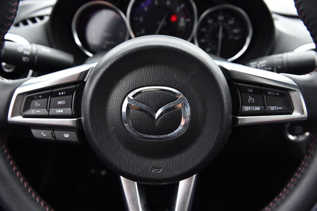 Mazda MX-5 Miata RF Vehicle Image 19