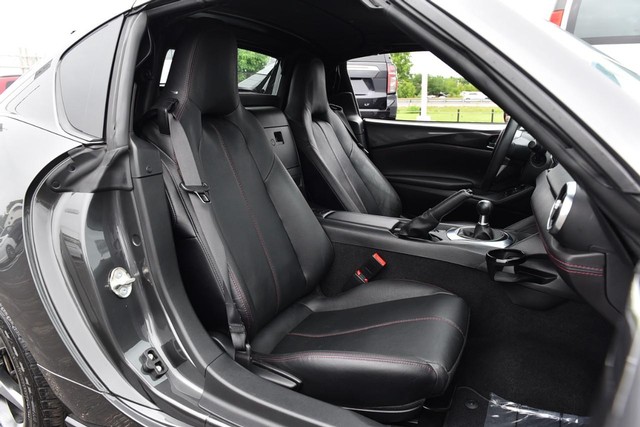 Mazda MX-5 Miata RF Vehicle Image 21