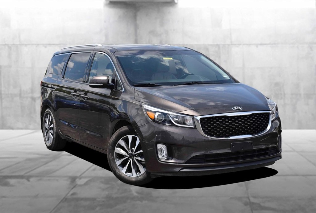 Kia Sedona Vehicle Full-screen Gallery Image 2