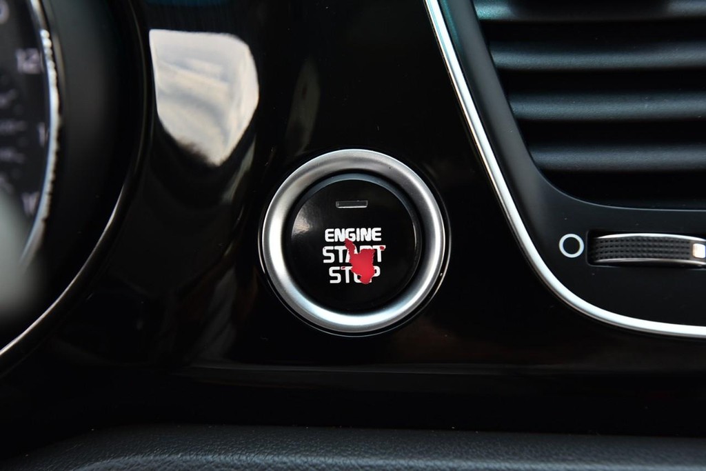 Kia Sedona Vehicle Full-screen Gallery Image 16