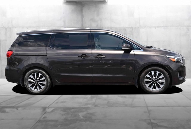 Kia Sedona Vehicle Image 05