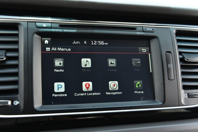 Kia Sedona Vehicle Image 15