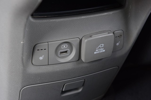 Kia Sedona Vehicle Image 25