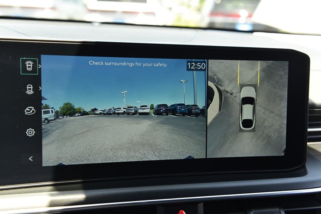 Kia K5 Vehicle Full-screen Gallery Image 16