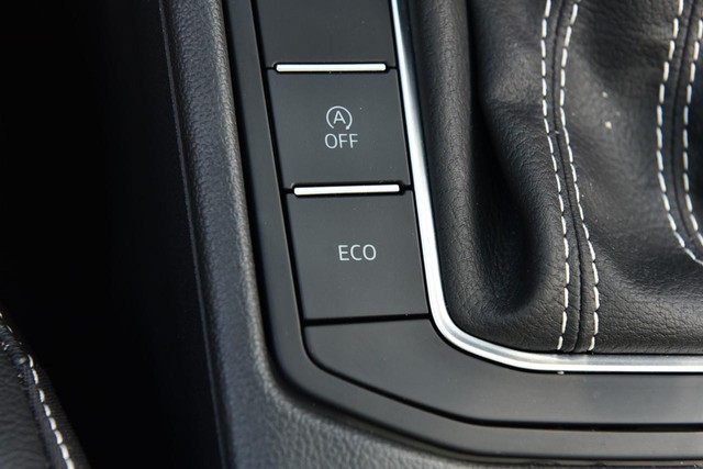 Volkswagen Jetta Vehicle Image 18