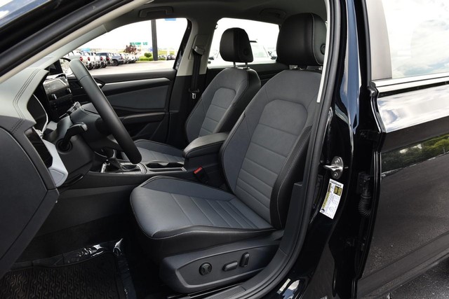 Volkswagen Jetta Vehicle Image 20