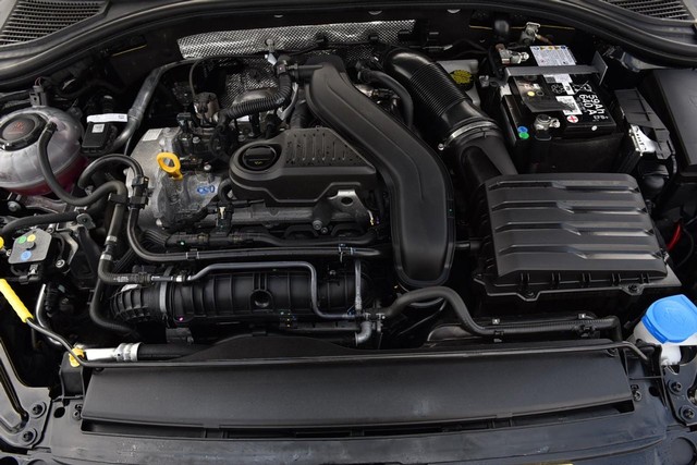 Volkswagen Jetta Vehicle Image 25