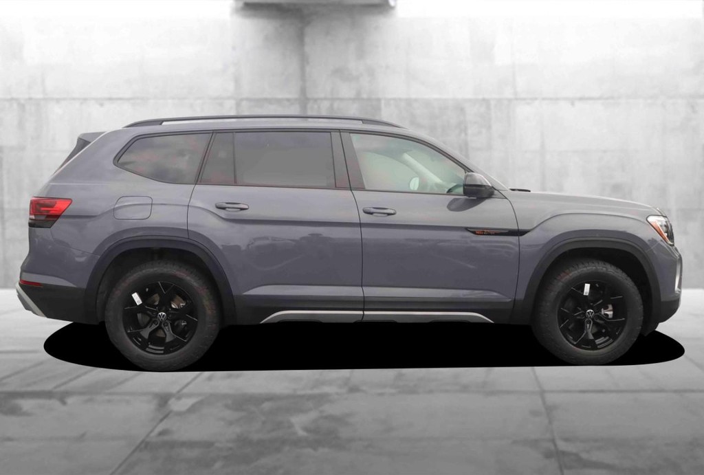 Volkswagen Atlas Vehicle Full-screen Gallery Image 5