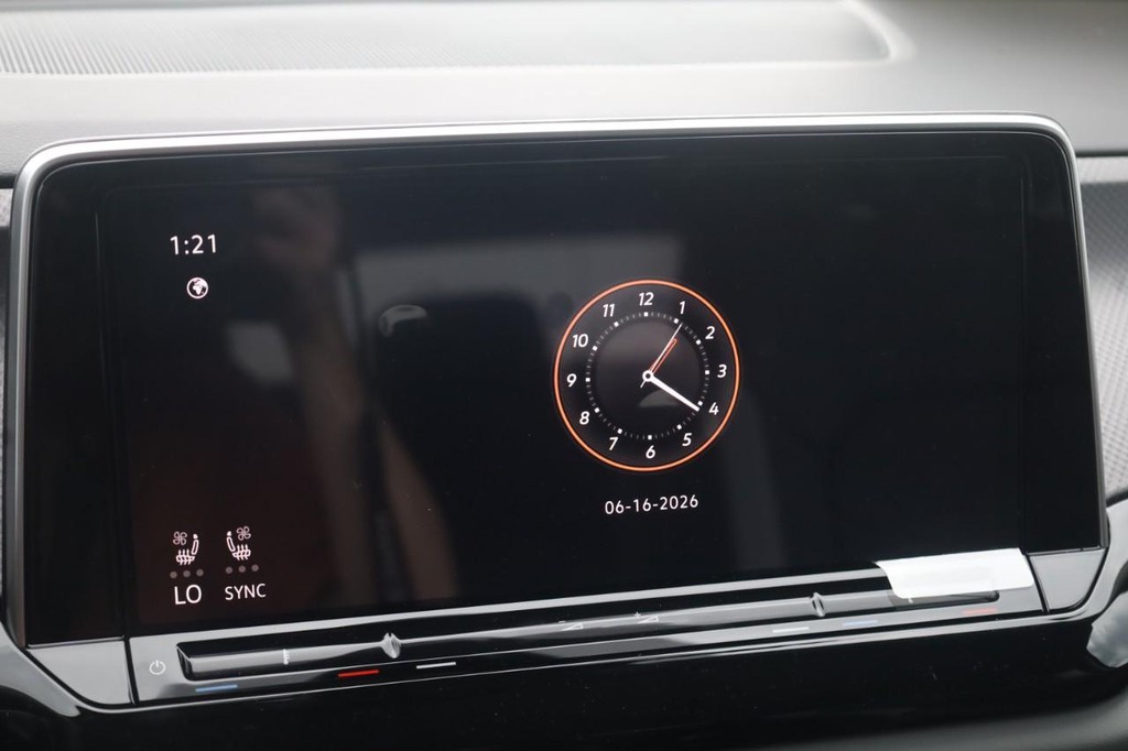 Volkswagen Atlas Vehicle Full-screen Gallery Image 14