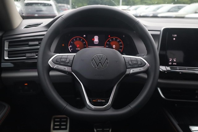 Volkswagen Atlas Vehicle Image 08