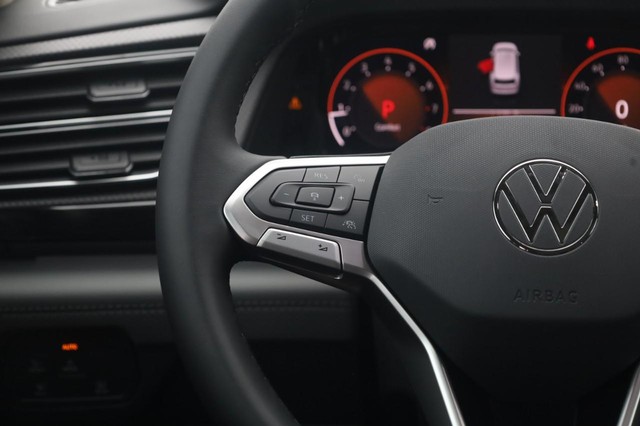 Volkswagen Atlas Vehicle Image 10