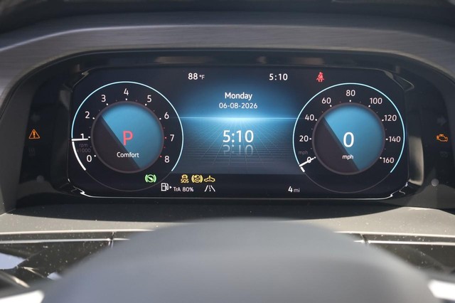 Volkswagen Atlas Cross Sport Vehicle Image 10