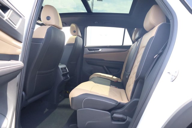 Volkswagen Atlas Cross Sport Vehicle Image 20