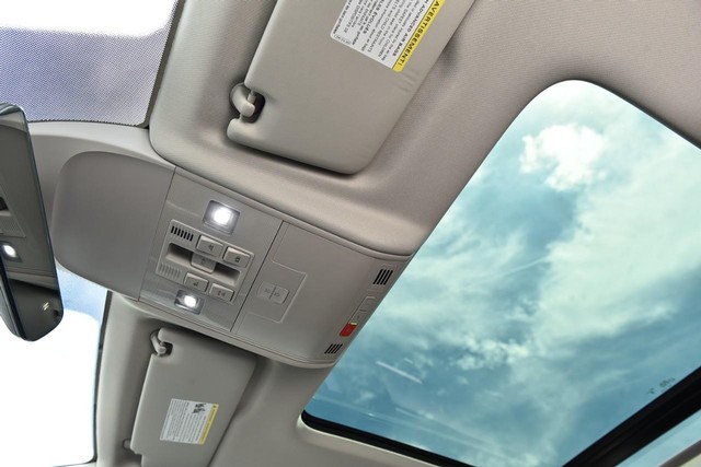 Volkswagen Taos Vehicle Image 22