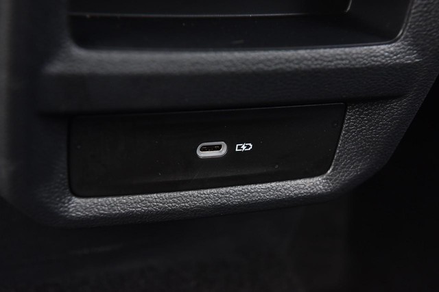 Volkswagen Taos Vehicle Image 25