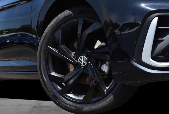 Volkswagen Jetta Vehicle Image 03
