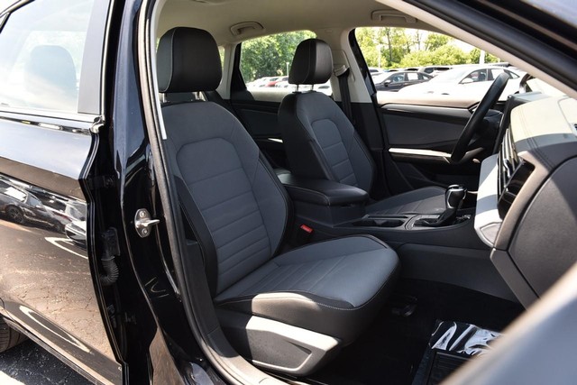 Volkswagen Jetta Vehicle Image 21