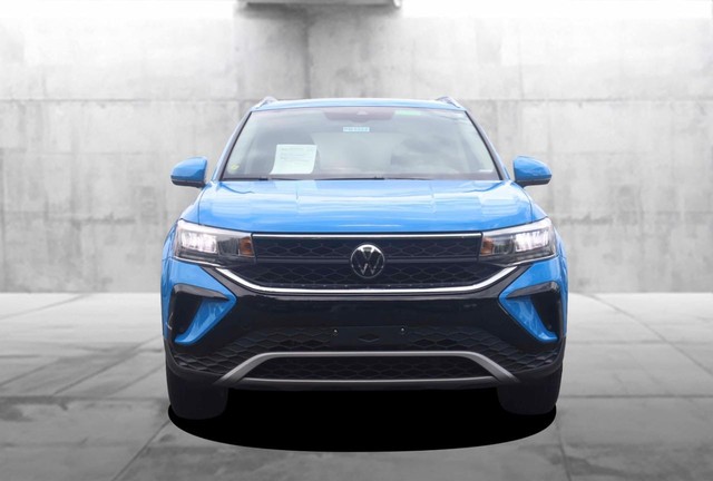 Volkswagen Taos Vehicle Image 04