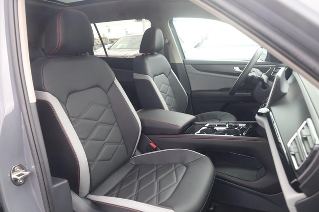 Volkswagen Atlas Vehicle Image 19