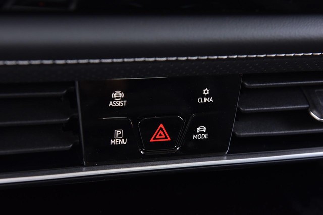 Volkswagen Atlas Vehicle Image 15